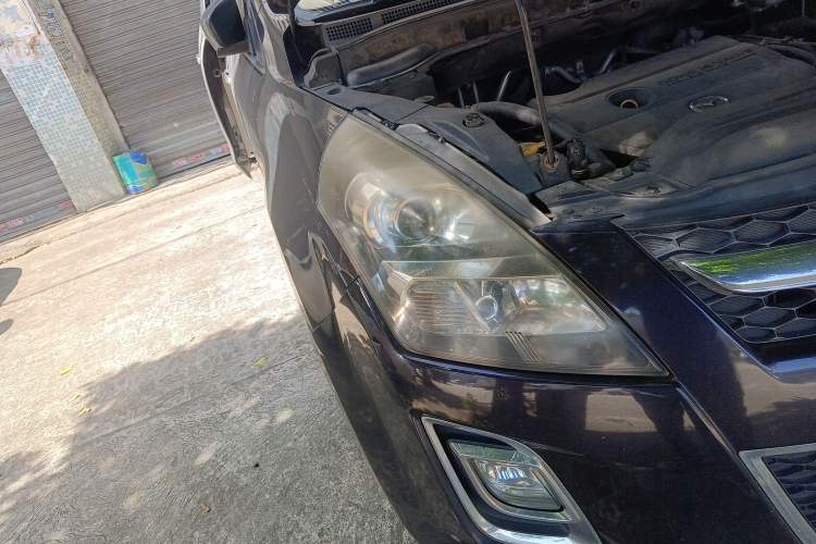 Used Mazda 8 2011 2.3L Ultimate Edition Right Front Headlight