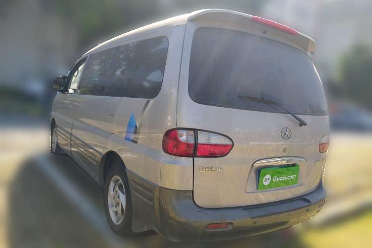 Used JAC Refine 2011 2.4L Colorful Journey Gasoline Standard Edition HFC4GA1-C