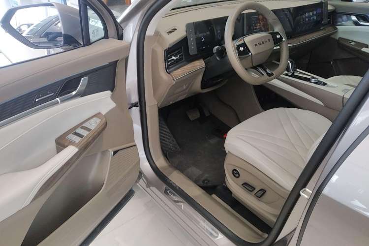 Used Roewe RX9 2023 2.0T All-Wheel-Drive Luxury Edition