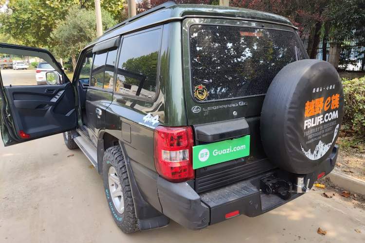 Used Leopaard Q6 2015 2.4L Manual 4x4 Excellence Edition Rear Left 45 Deg