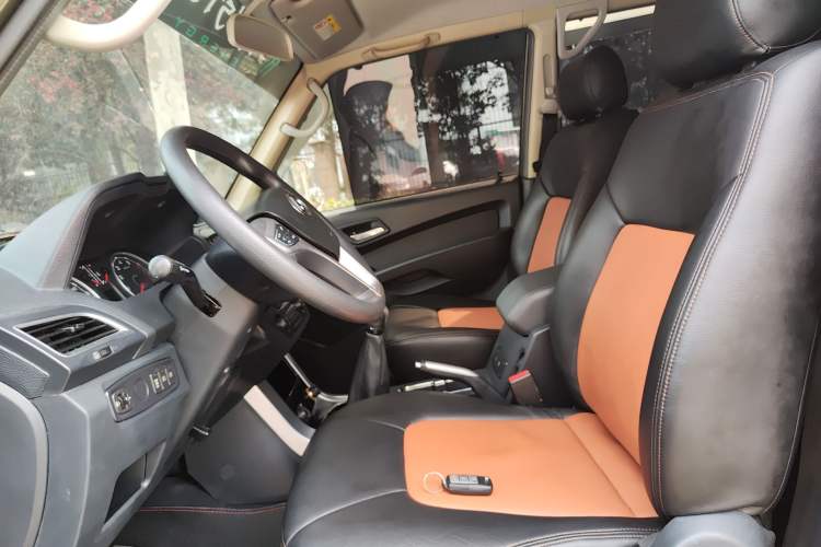 Used Leopaard Q6 2015 2.4L Manual 4x4 Excellence Edition Left Front Seat