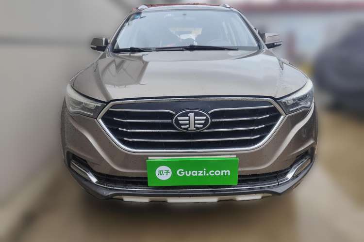 Used Bestune X40 2017 1.6L manual Comfort trim level
