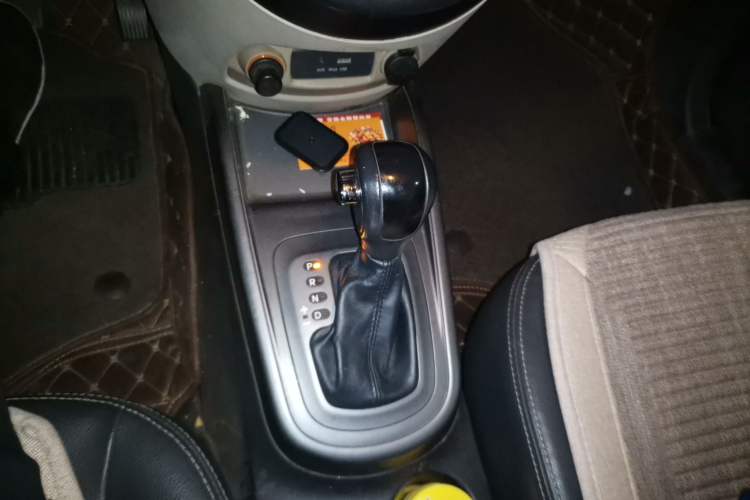 Used Kia Soul 2010 1.6L AT GLS Gear Lever