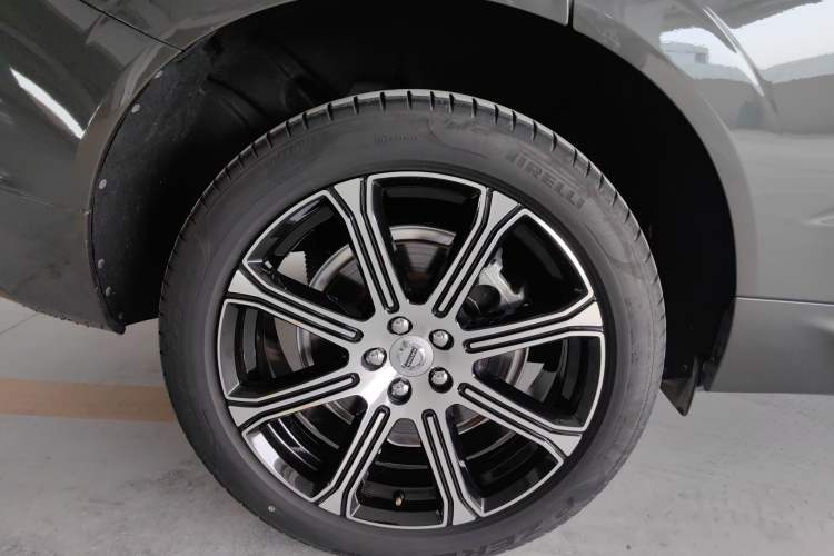 Used Volvo XC60 New Energy 2021 T8 e-Drive Hybrid Luxury Edition