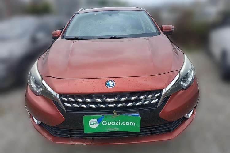 Used Venucia T90 2017 2.0L Manual ZhiShang Edition
