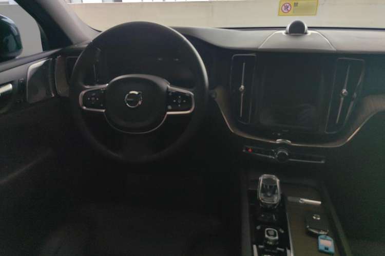 Used Volvo XC60 New Energy 2021 T8 e-Drive Hybrid Luxury Edition