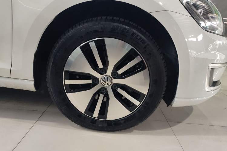 Used Volkswagen Golf Pure Electric 2020 Chari