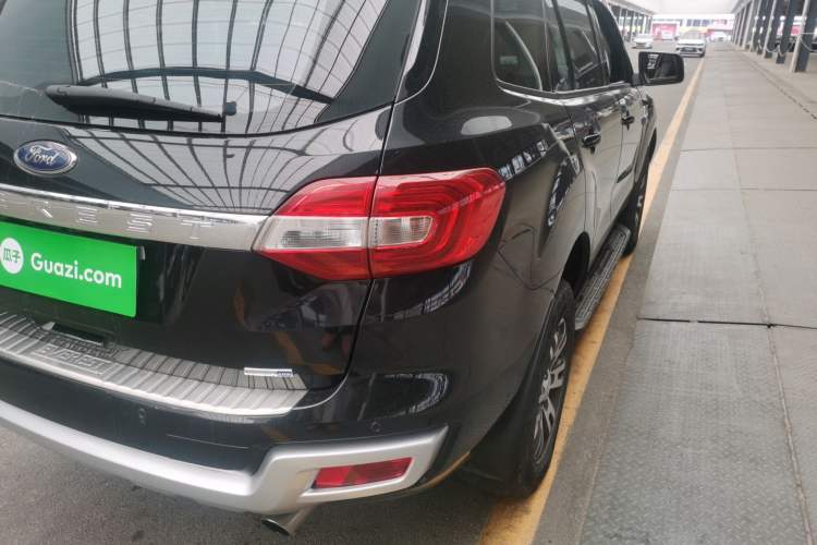 Used Ford Everest 2016 2.0T Gasoline Automatic 4x4 Luxury Edition