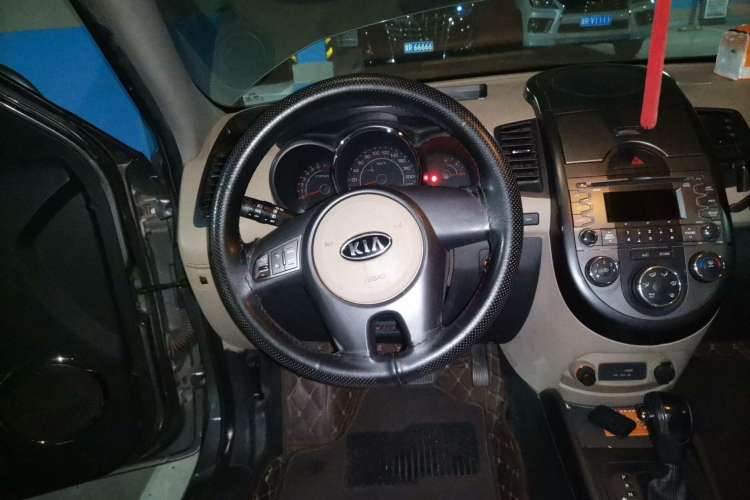 Used Kia Soul 2010 1.6L AT GLS Steering Wheel