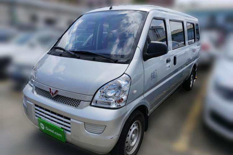 Used Wuling Rongguang EV 2022 Basic Passenger Bus Powered by Penghui Battery