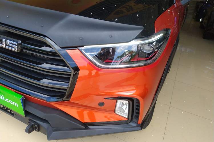 Used SAIC MAXUS D90 Pro 2020 2.0T Diesel 4x4 Alashan Edition 7-Seater
