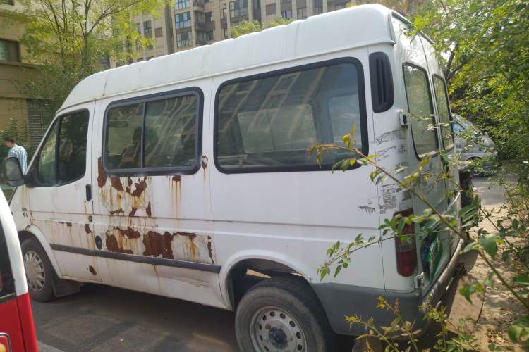 Used Ford Classic Transit 2009 2.8T Diesel Multi-Function Short Wheelbase Mid-Roof JX493ZLQ3