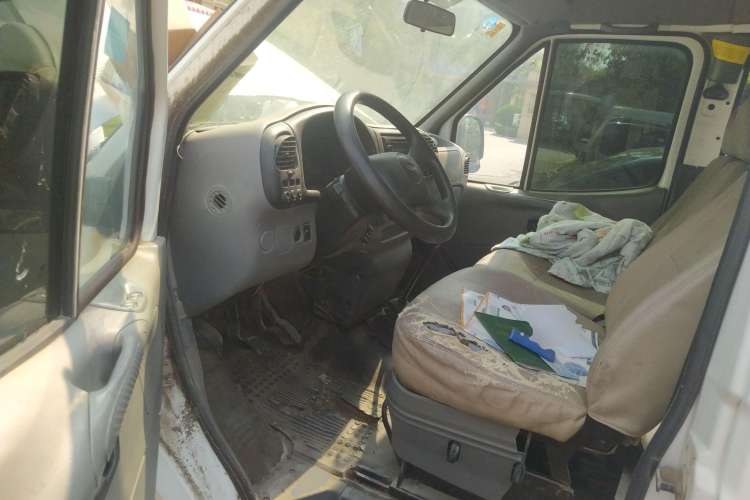 Used Ford Classic Transit 2009 2.8T Diesel Multi-Function Short Wheelbase Mid-Roof JX493ZLQ3