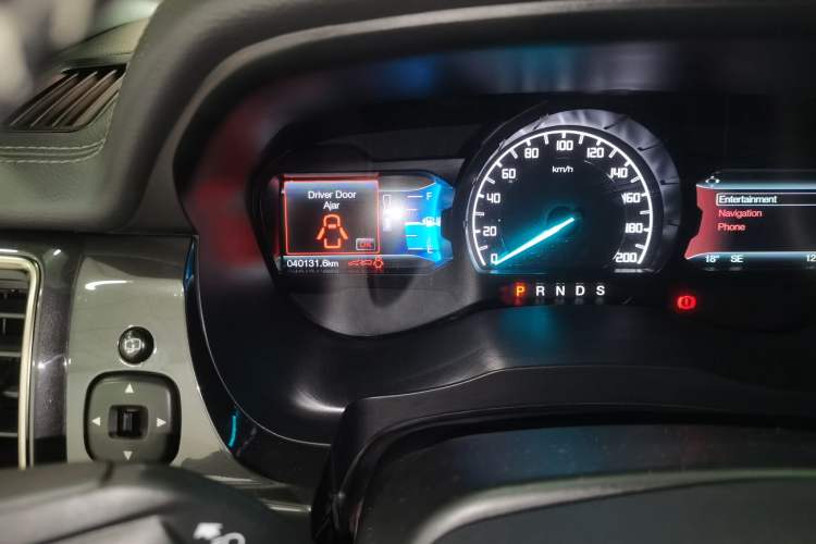 Used Ford Everest 2017 2.0T Gasoline Automatic 4x4 Flagship Edition 7 Seats