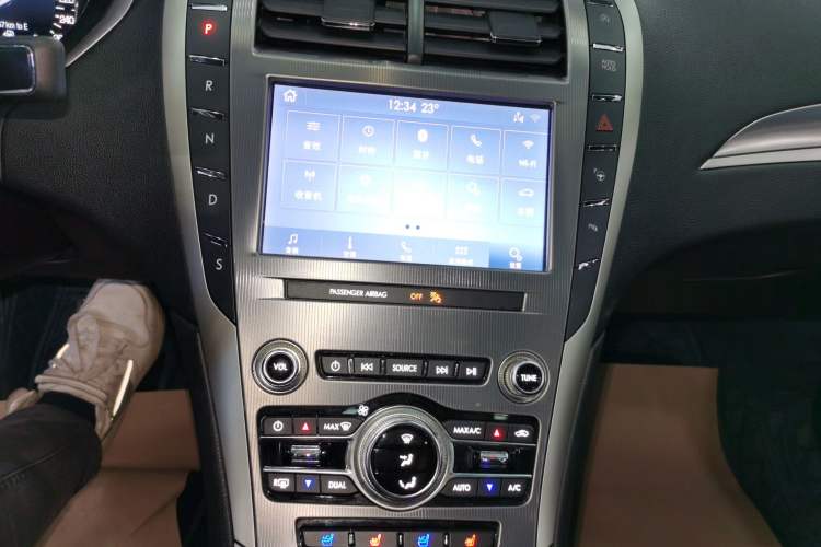 Used Lincoln MKZ 2020 2.0T MONO Limited Luxury Edition MONO WHITE