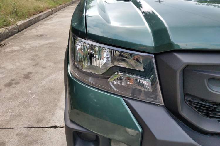 Used SWM Dahu 2022 1.5L Manual Elite Version 7 Seats
