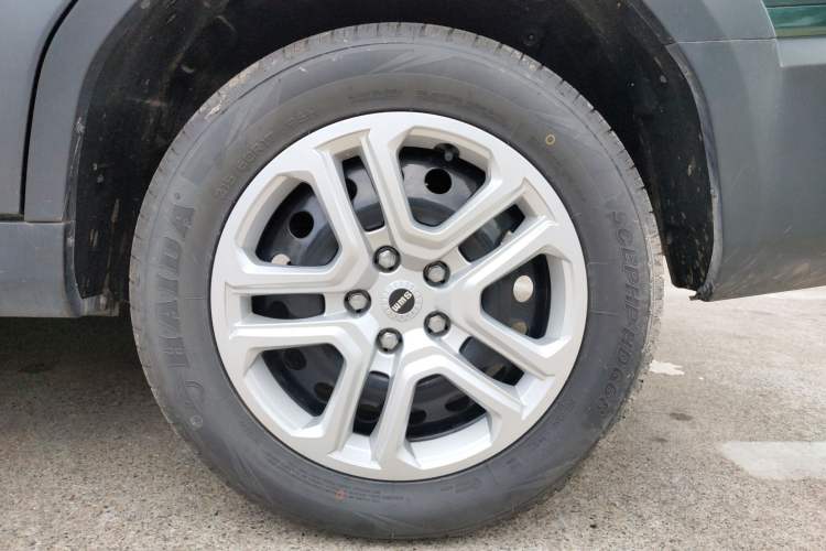 Used SWM Dahu 2022 1.5L Manual Elite Version 7 Seats
