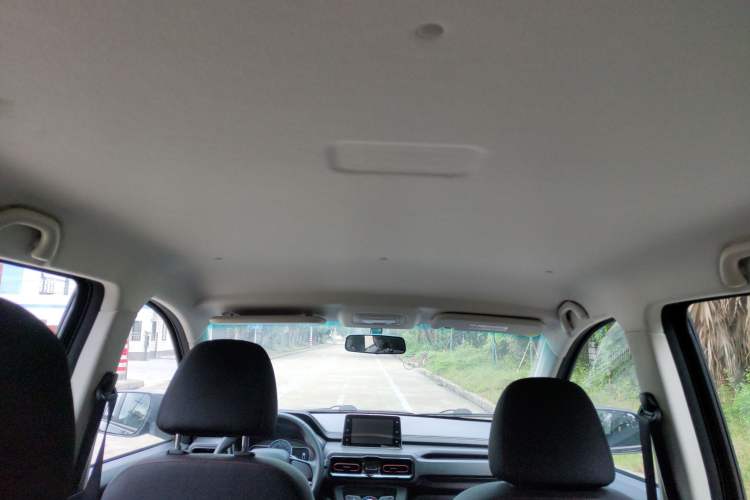 Used SWM Dahu 2022 1.5L Manual Elite Version 7 Seats
