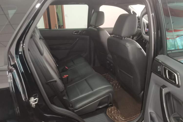 Used Ford Everest 2017 2.0T Gasoline Automatic 4x4 Flagship Edition 7 Seats