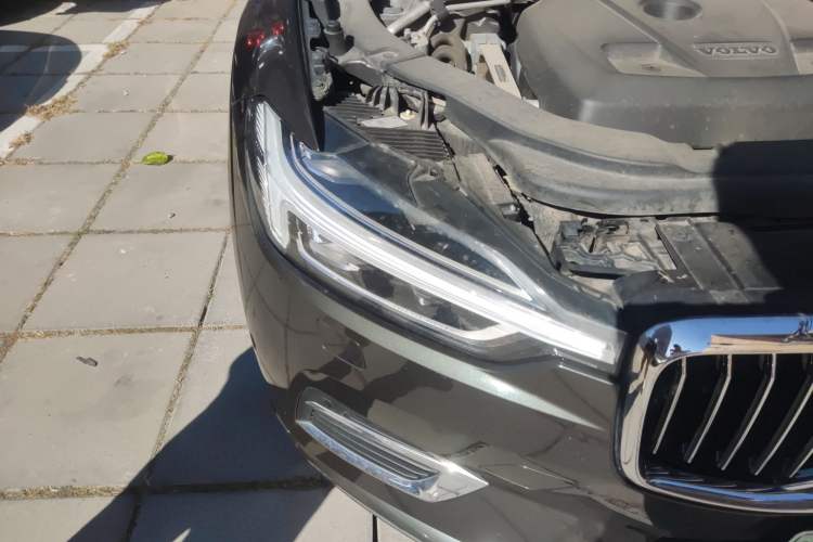 Used Volvo XC60 New Energy 2019 T8 e-Drive Hybrid Prestige Luxury Edition China VI Standard
