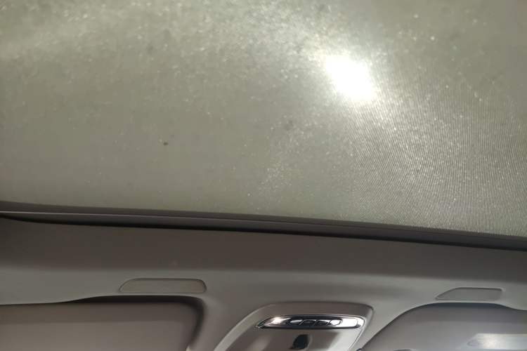 Used Volvo XC60 New Energy 2019 T8 e-Drive Hybrid Prestige Luxury Edition China VI Standard
