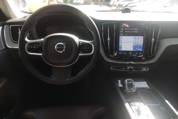 Used Volvo XC60 New Energy 2019 T8 e-Drive Hybrid Prestige Luxury Edition China VI Standard
