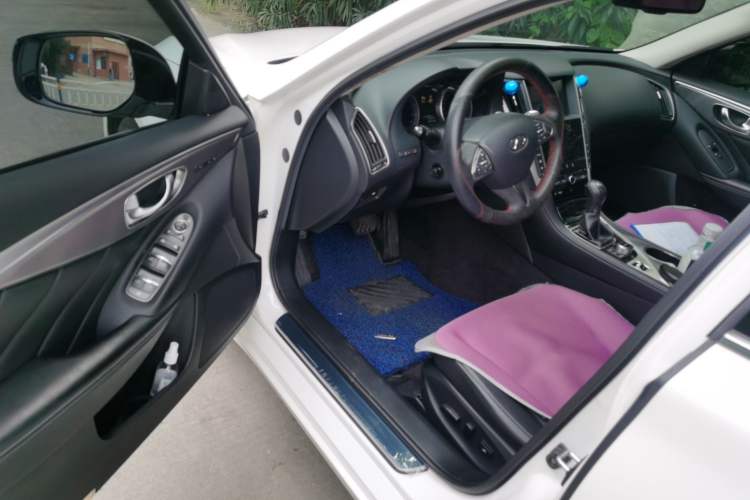 Used Infiniti Q50 2014 3.7L Comfort Edition
