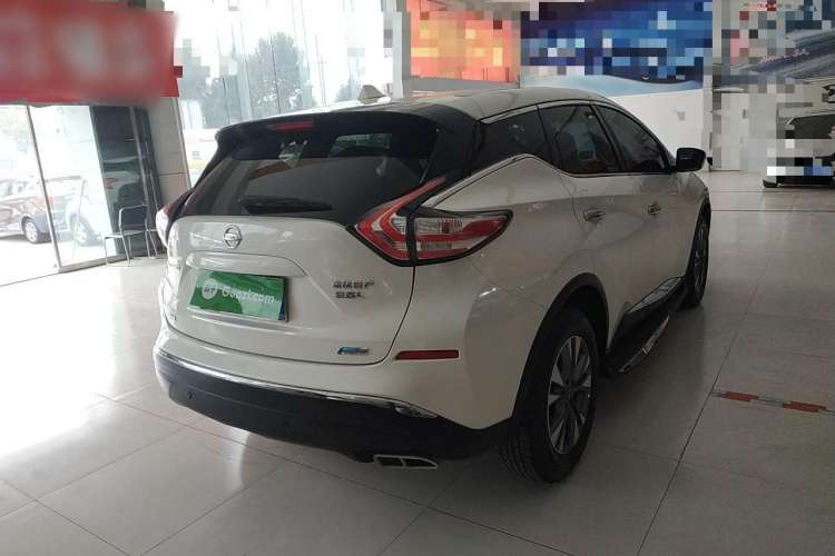 Used Nissan Murano 2021 2.5L XE Two-Wheel Drive Elite Edition
