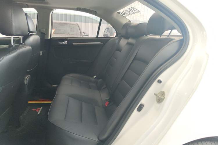 Used Mitsubishi Lancer EX 2015 1.8L Manual ZhiShang Edition China V Standard
