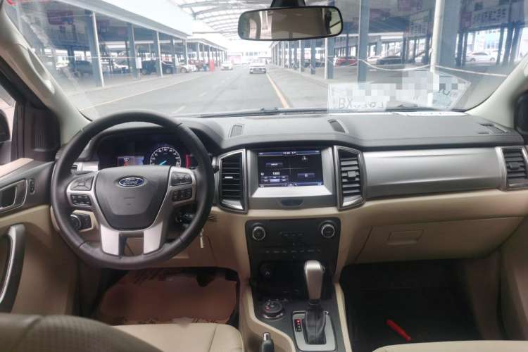 Used Ford Everest 2016 2.0T Gasoline Automatic 4x4 Luxury Edition