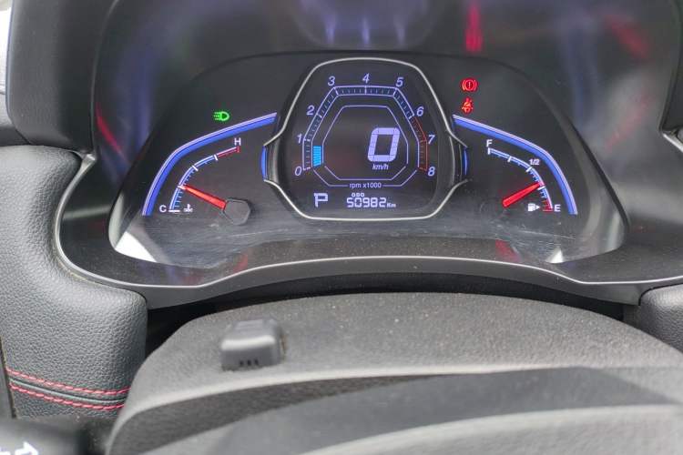 Used Luxgen U5 SUV 2017 1.6L CVT Knight Edition
