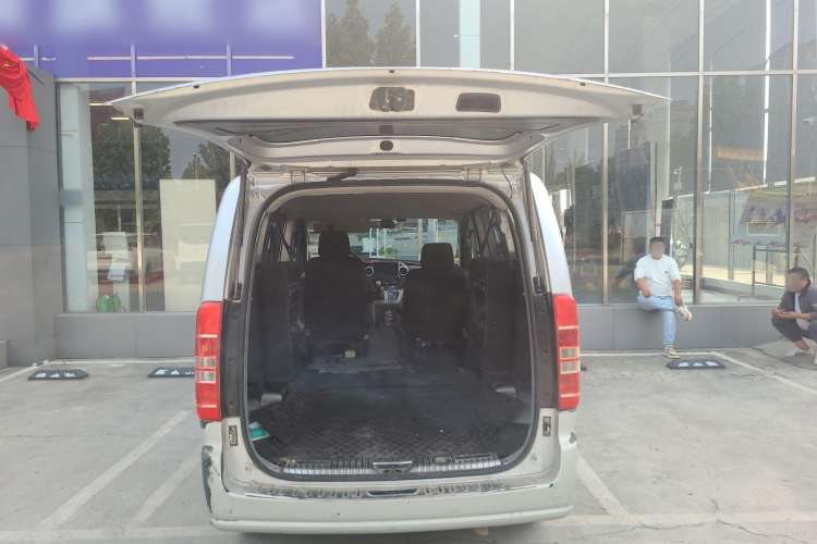 Used JAC M3 2018 1.6L Express Edition 7-Seater Trunk