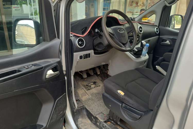 Used JAC M3 2018 1.6L Express Edition 7-Seater Driver Seat