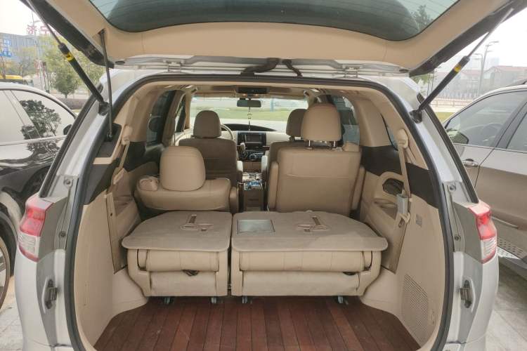 Used Toyota Previa 2012 2.4L 7-Seater Luxury Edition
