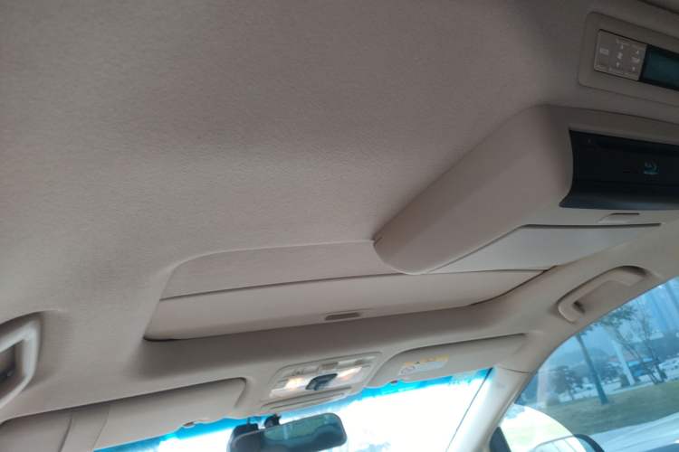 Used Toyota Previa 2012 2.4L 7-Seater Luxury Edition
