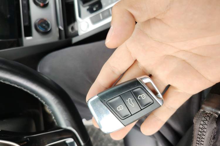 Used Volkswagen Magotan 2018 280TSI DSG Comfort Model
