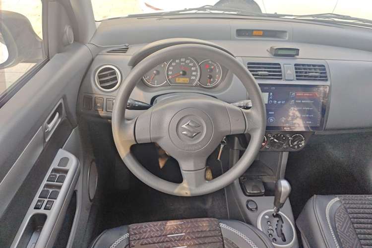 Used Suzuki Swift 2014 1.5L Automatic Fashion Edition