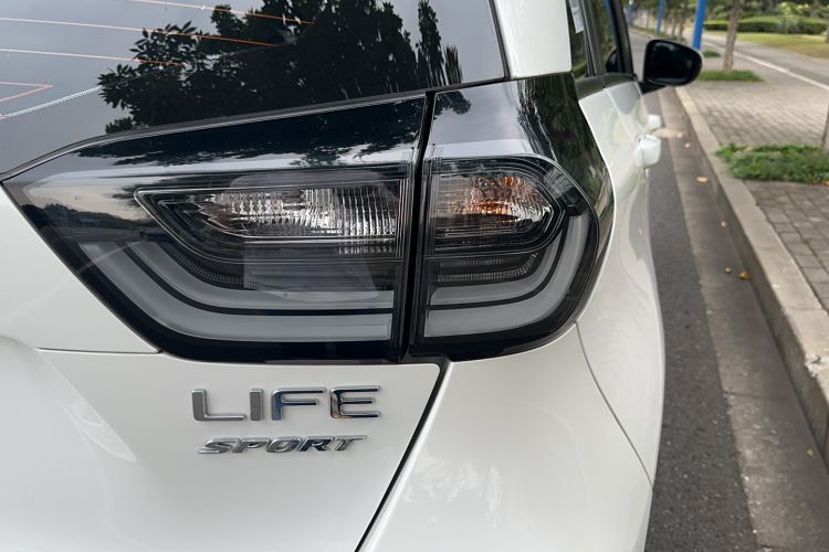 Used Honda LIFE 2021 1.5L CVT SPO-SS Dynamic Edition