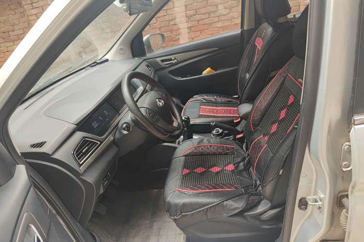 Used CHANGAN KAICHENG Oushang A600 2016 1.5L Manual Elite 7-Seater
