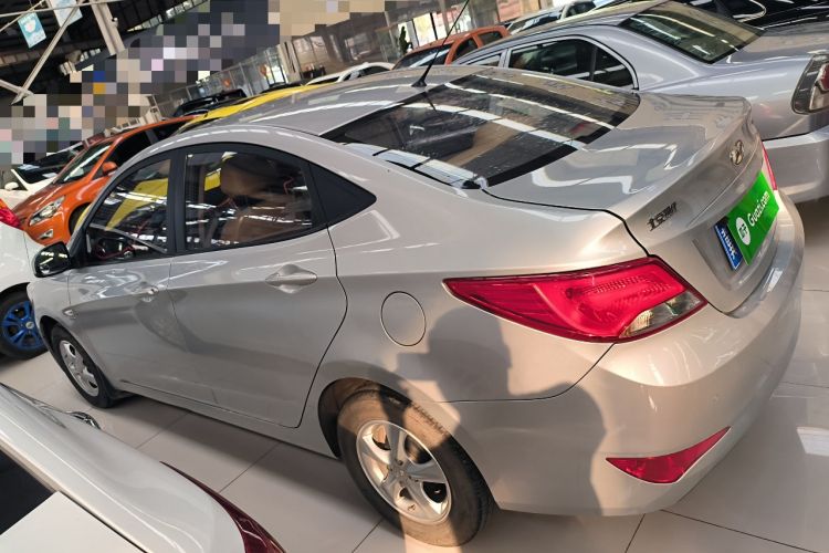 Used Hyundai Verna (older generation) 2014 1.4L Manual Smart GLS Trim