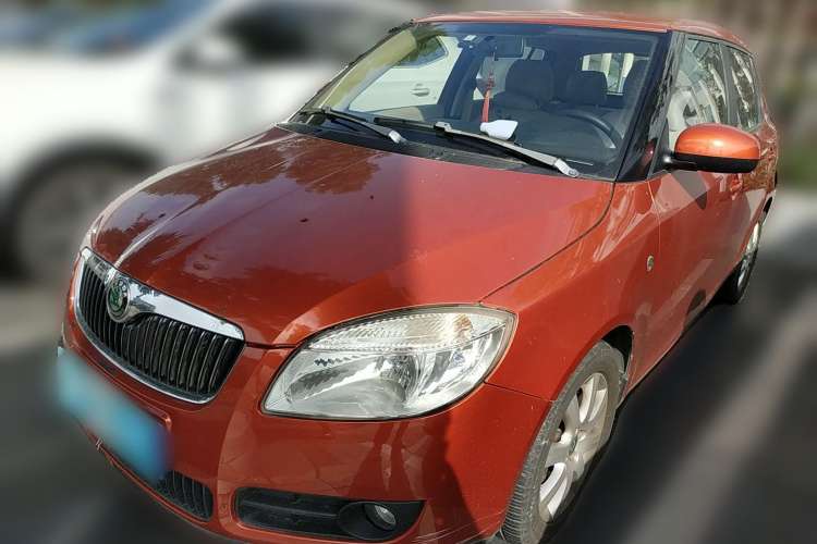 Used Skoda Fabia 2011 1.4L Manual Crystal Edition