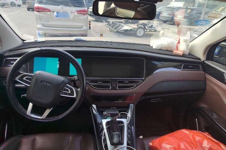 Used TRAUM S70 2018 1.5T Automatic Luxury 7-Seater