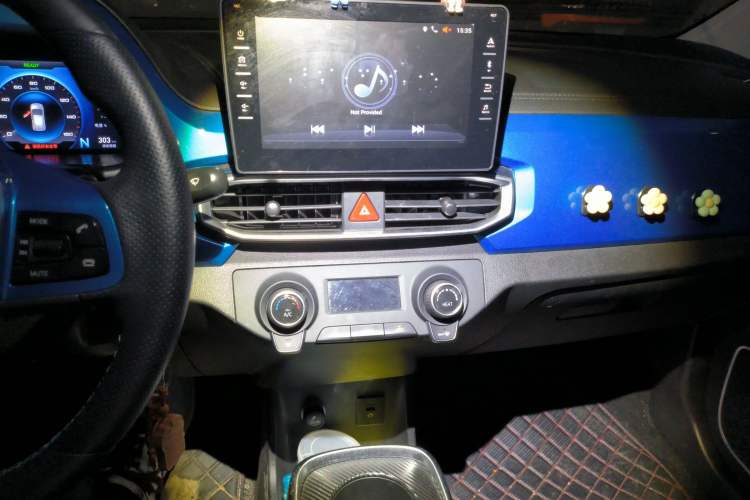 Used BAIC New Energy EC3 2019 Dynamic Edition Audio And AC Panel