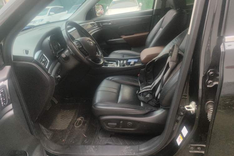 Used GAC Trumpchi GS7 2017 320T Two-Wheel-Drive Luxury Smart Connectivity Model
