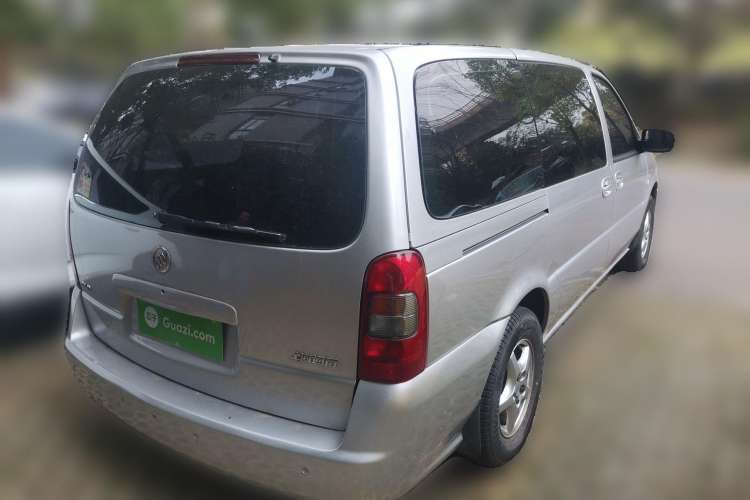 Used Buick GL8 2007 2.5L GT Elite Edition
