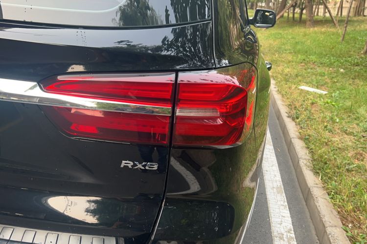 Used Roewe RX8 2018 30T Smart Connectivity Four-Wheel Drive Flagship Edition
