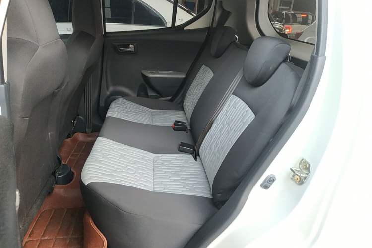 Used Suzuki Alto 2013 Revised Version 1.0L Manual Comfort Edition
