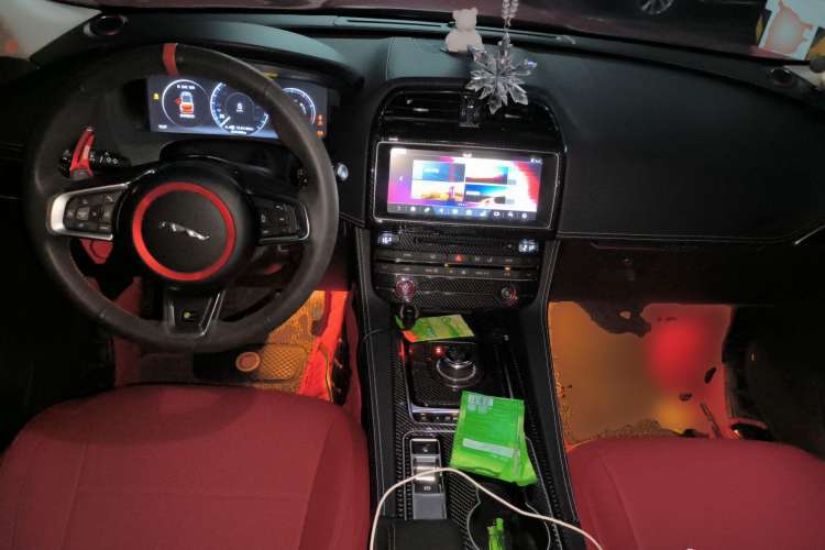 Used Jaguar F-PACE 2016 2.0T Two-Wheel-Drive R-Sport Sport Edition