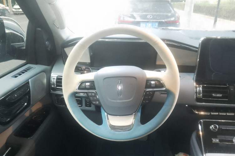 Used Lincoln Navigator 2020 3.5T Presidential Series
