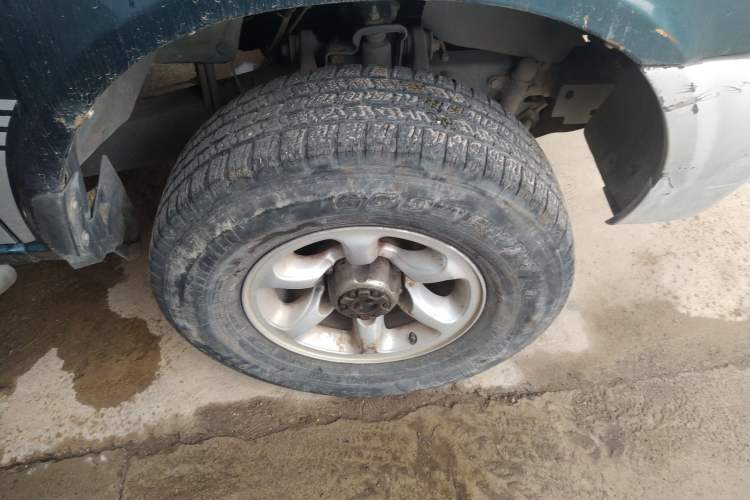 Used Leopaard Feiyang 2010 2.2L - YZK1022EAS
